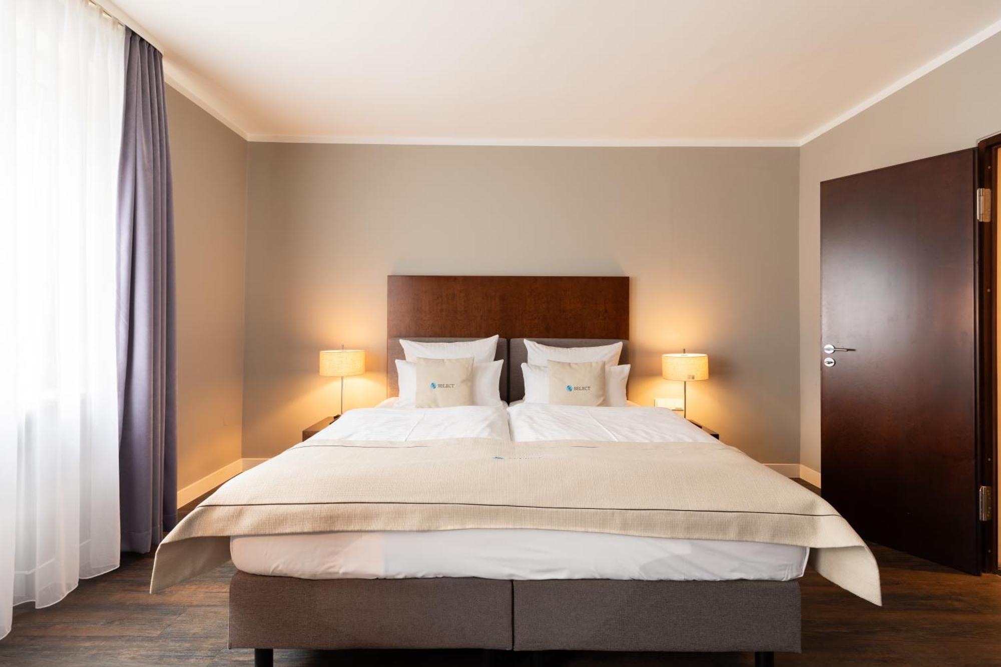 Select Hotel Friedrichshafen Luaran gambar