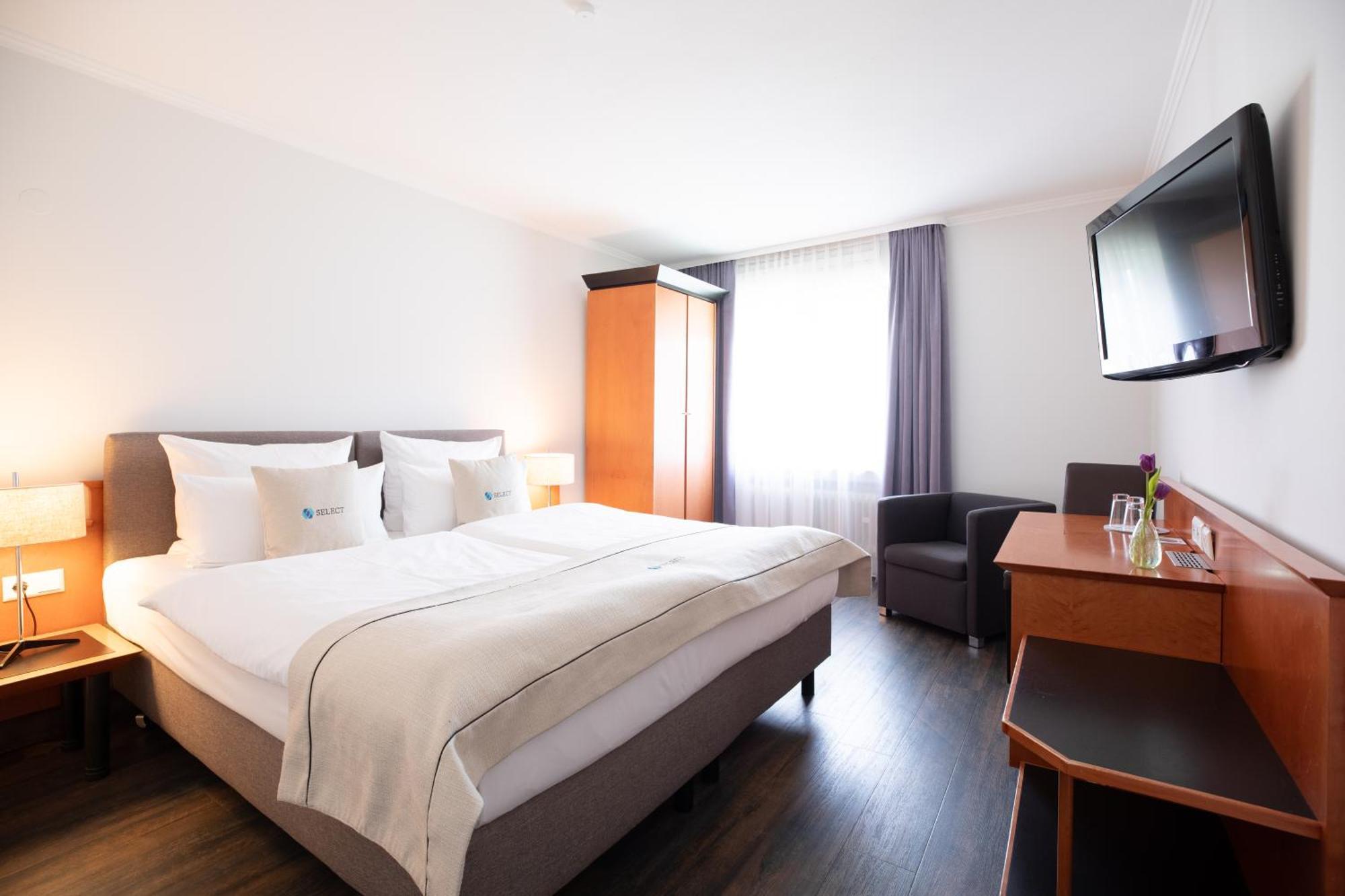 Select Hotel Friedrichshafen Luaran gambar