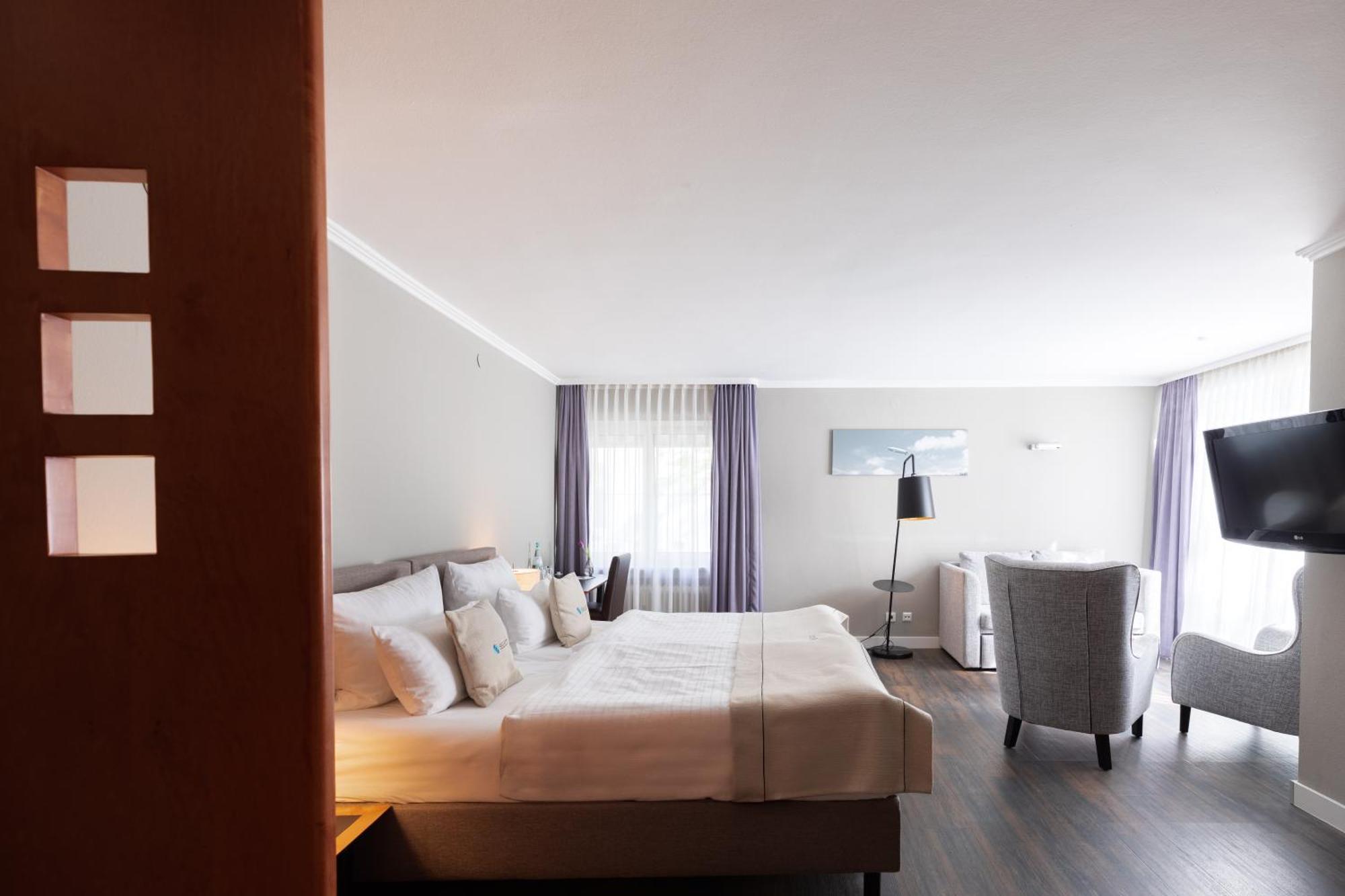 Select Hotel Friedrichshafen Luaran gambar