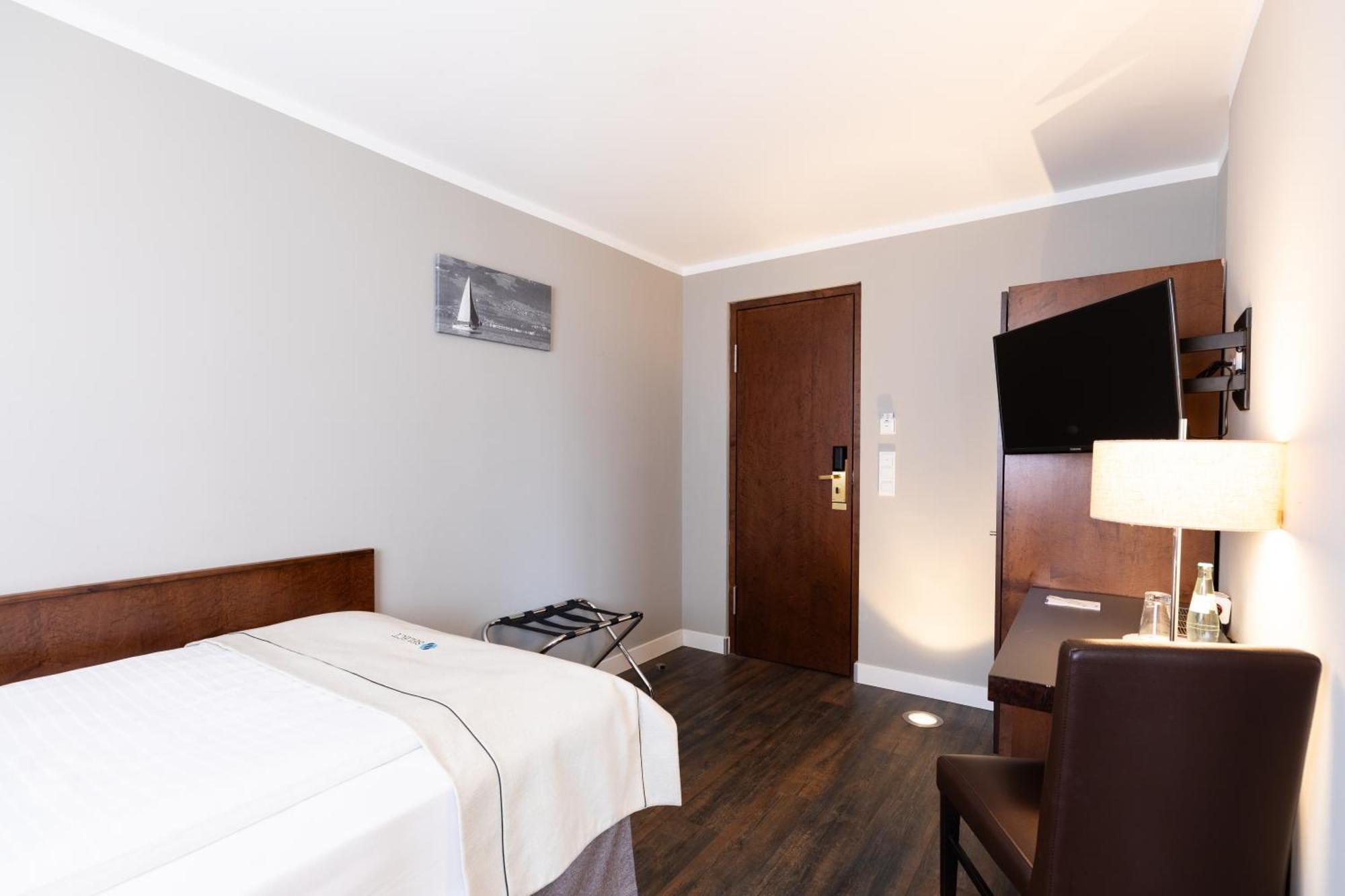 Select Hotel Friedrichshafen Bilik gambar