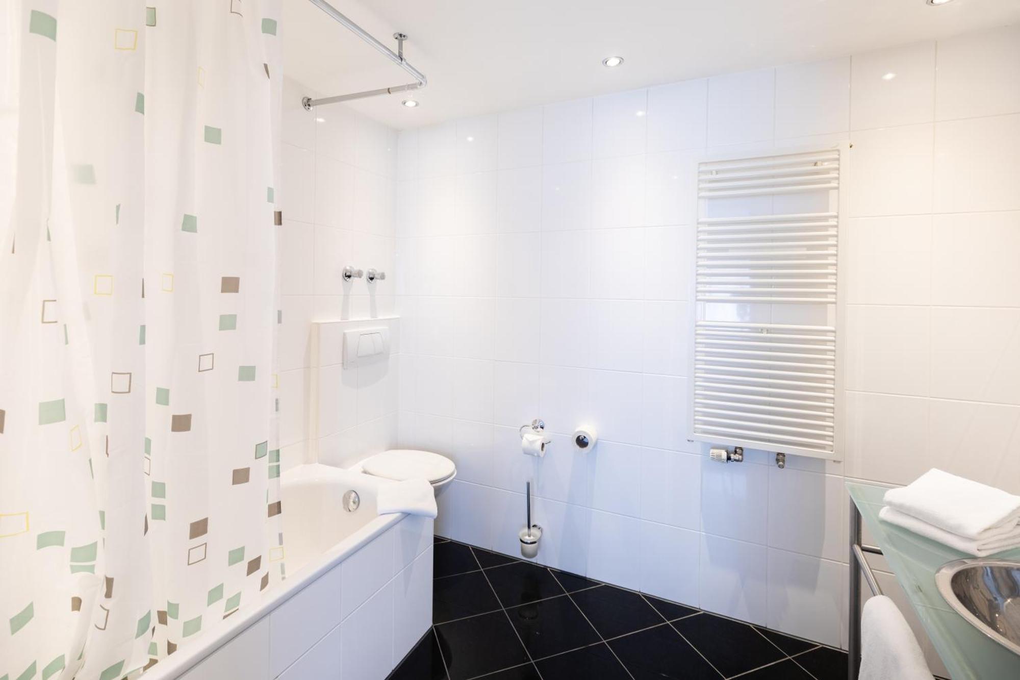 Select Hotel Friedrichshafen Bilik gambar