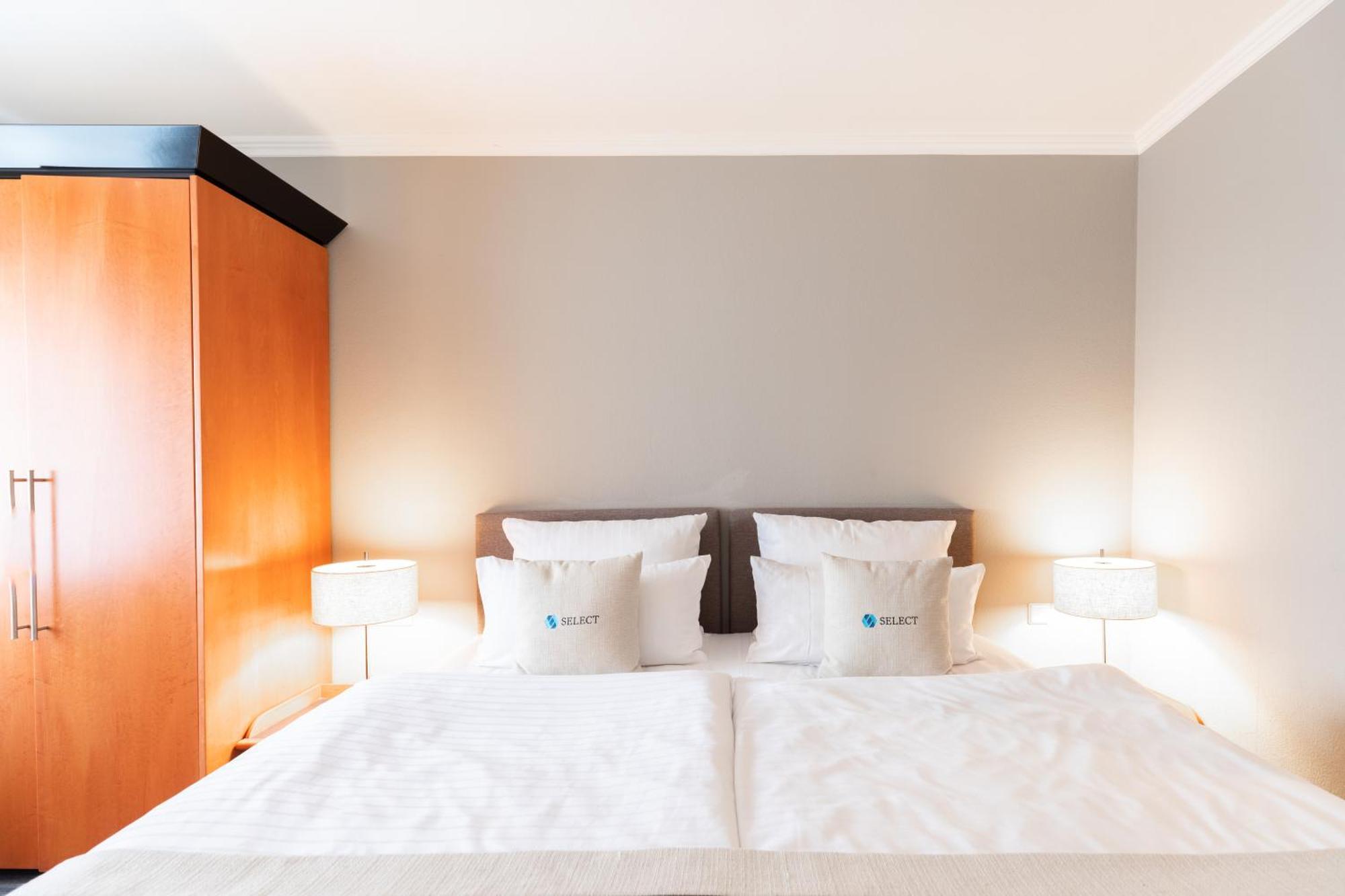 Select Hotel Friedrichshafen Bilik gambar